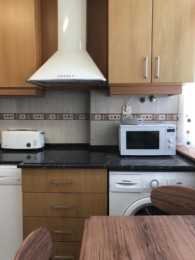 Apartamento Paris Салоу Екстериор снимка